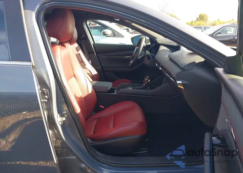 2023 Mazda Mazda3 2.5 S Carbon Edition из США, поврежденный, VIN JM1BPBLM2P1617760